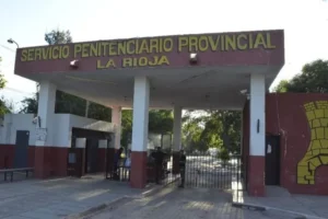 Escándalo en el Penal: Padres imputados por usar a su hija de 8 años para traficar drogas