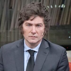 El gobierno de los Milei construyó su poder repitiendo una palabra hasta el cansancio: casta.