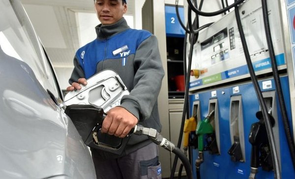 Nafta a $2.100: el ajuste en combustibles ya impacta de lleno en La Rioja