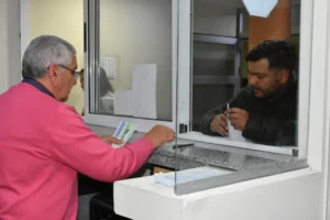 Chachos rezagados: dónde cobrar este lunes en Capital y el interior