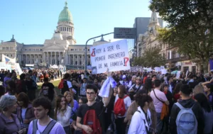 Presupuesto universitario: recorte que va más allá del salario