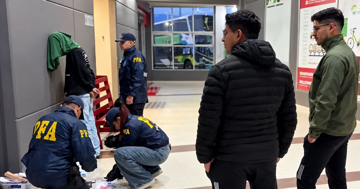Drogas sintéticas en La Rioja: detienen a dealer que venía de Córdoba