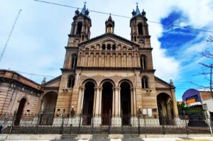 Salud mental en la Catedral de Chilecito: charla abierta