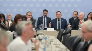 Informalidad laboral: el Gobierno admite que ya alcanza al 44%