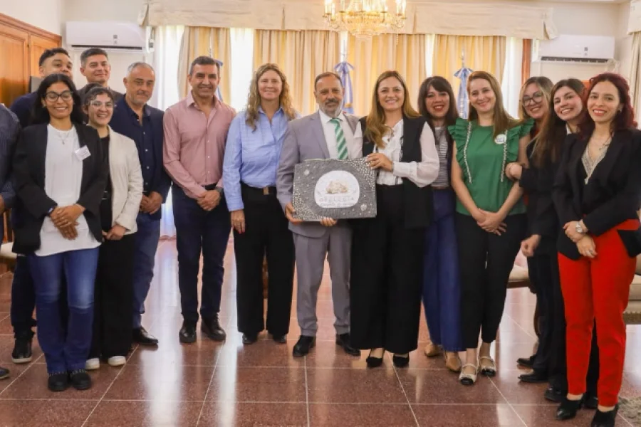 Estudiantes riojanos llevan la zeolita a la Feria Nacional de Ciencias